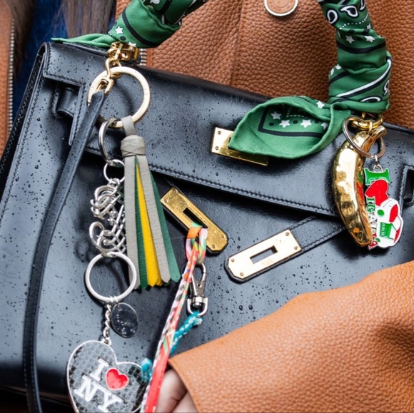 Meet your Posher, 💖 - Picture 12 of 14